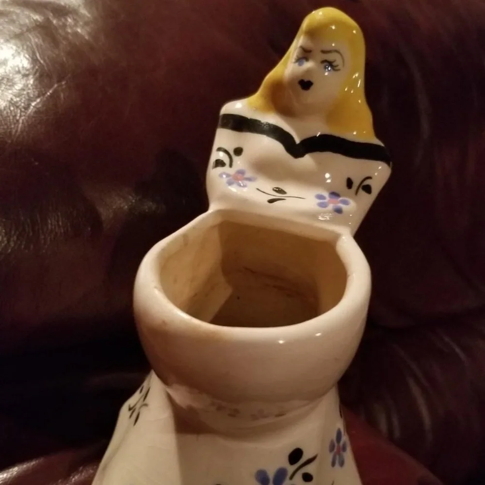 Vintage Weil Ware California Pottery glazed ceramic girl vase basket 1940's